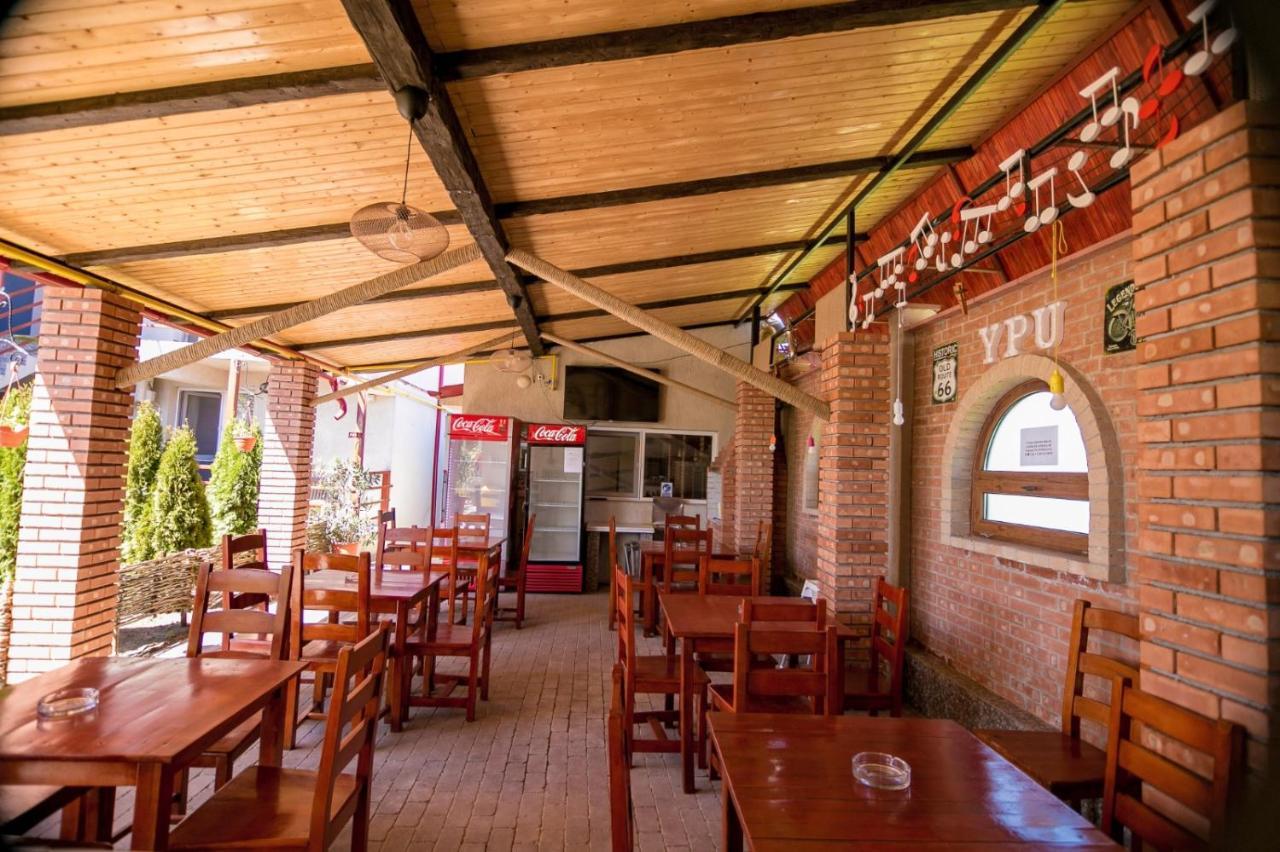 Hotel Casa Ypu Două Mai Zewnętrze zdjęcie