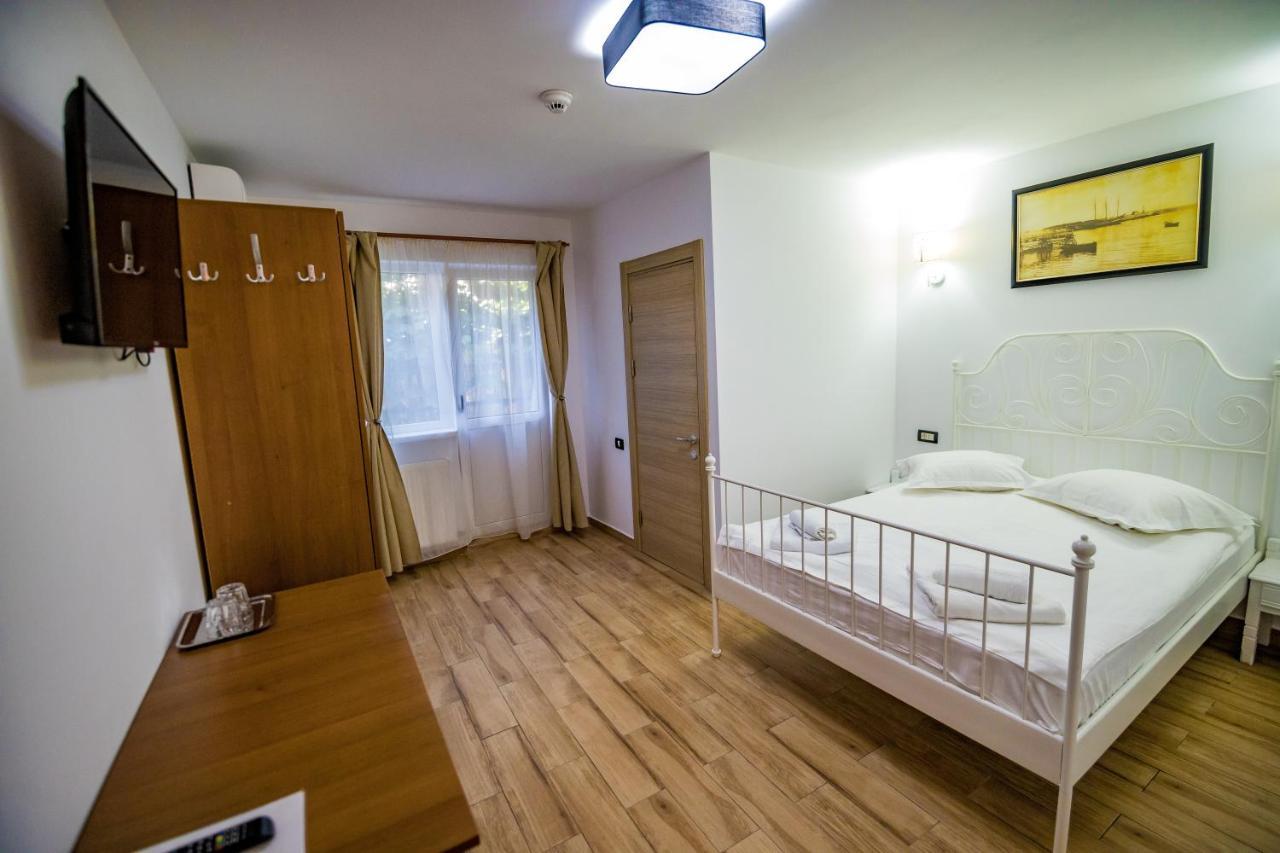 Hotel Casa Ypu Două Mai Zewnętrze zdjęcie