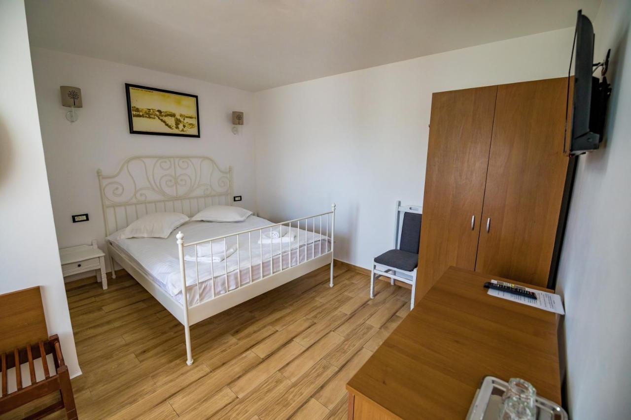 Hotel Casa Ypu Două Mai Zewnętrze zdjęcie