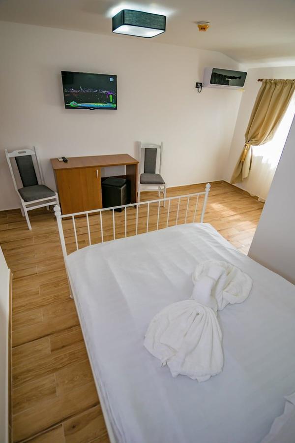 Hotel Casa Ypu Două Mai Zewnętrze zdjęcie